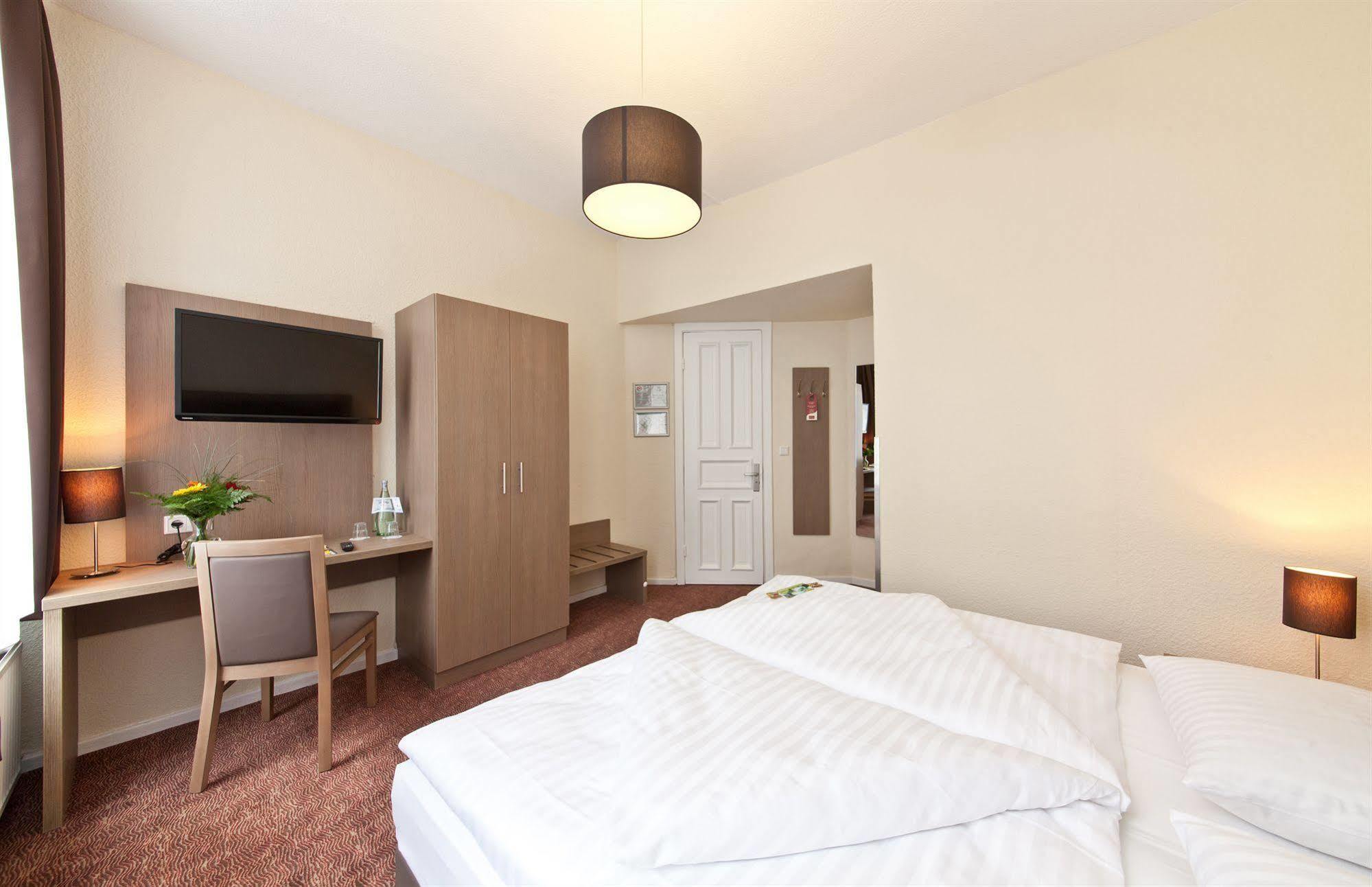Hotel Alster Αμβούργο Εξωτερικό φωτογραφία